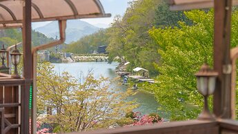 Gapeong Eoneunal Spa Pet Pension