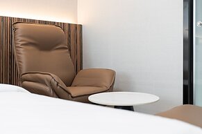 Gunsan Hound Hotel