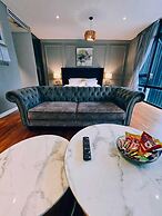 Comfy Studio Anggun KLCC 2PAX Netflix