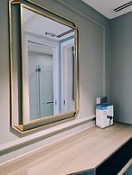 Comfy Studio Anggun KLCC 2PAX Netflix