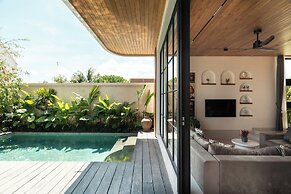 Ben's Villa 1 by Alfred in Bali