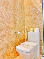 Dorsett Residence by crystal