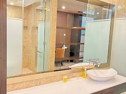 Dorsett Residence by crystal