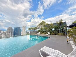 Dorsett Residence by crystal