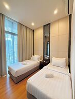 Dorsett Residence by crystal