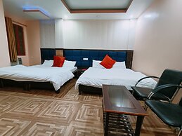 Hotel assi river