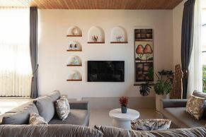 Ben's Villa 2 by Alfred in Bali