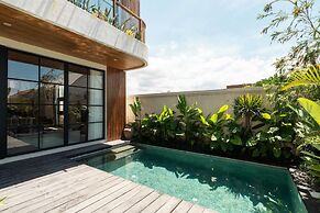 Ben's Villa 2 by Alfred in Bali