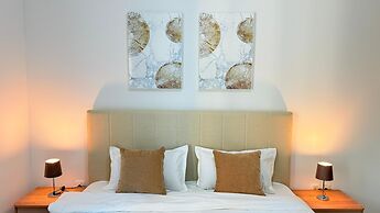 Premium 2 Bedroom Creek Horizon