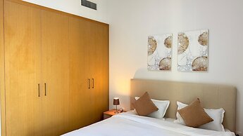 Premium 2 Bedroom Creek Horizon