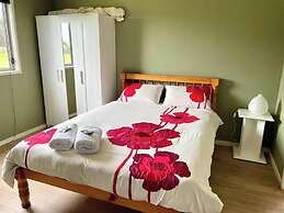 Great Couple and Family Country Cabin