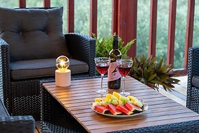 Harmony Sea View Apartment