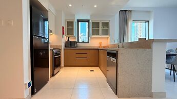 Luxury 2 Bedroom Creek Side