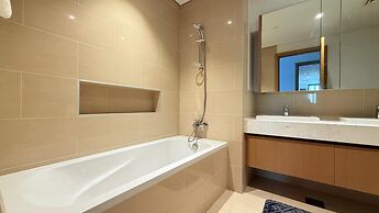 Luxury 2 Bedroom Creek Side