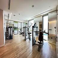 Luxury 2 Bedroom Creek Side