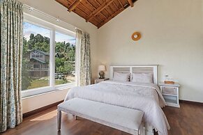 Himvan by Akama Stays