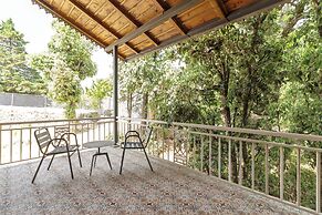 Himvan by Akama Stays