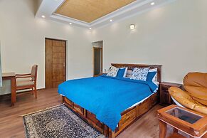 Himvan by Akama Stays