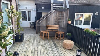 Deluxe Central 2 Bedrooms With View and Underground Garage in Stavange