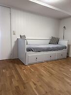 City Centre Treehouse With Backyard