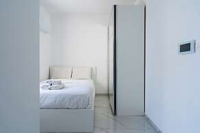 Rosemont Studio With Balcony in Larnaca