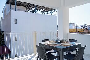 Rosemont Studio With Balcony in Larnaca