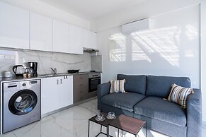 Rosemont Studio With Balcony in Larnaca