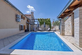 Casa Felker