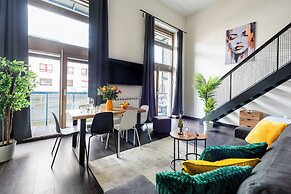 Apartments with balcony near center
