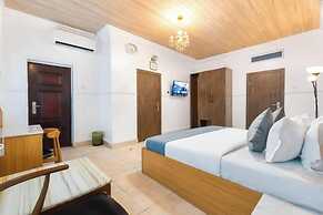 Safe Court Apartment