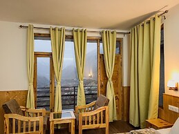 Keylong Heights Guest House
