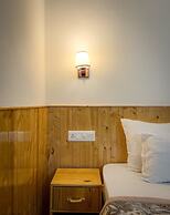 Keylong Heights Guest House