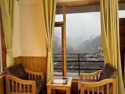 Keylong Heights Guest House