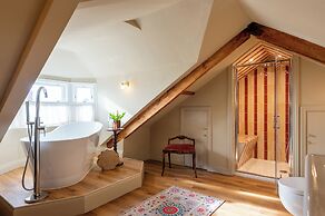 The Beach House Boutique Hotel