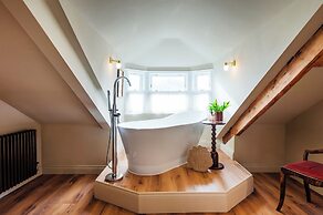 The Beach House Boutique Hotel