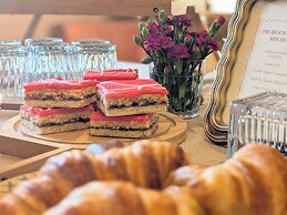 The Beach House Boutique Hotel