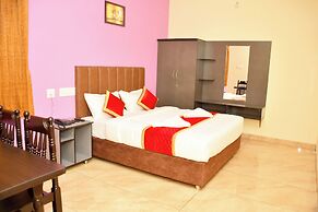 ARUVI RESORT