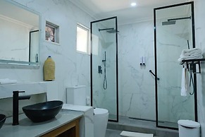 Mojo  Hotel