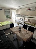Large Accommodation for up to 18 People Near Halle & Leipzig With Pool