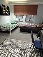 Large Accommodation for up to 18 People Near Halle & Leipzig With Pool