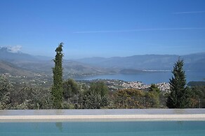 Rosmarino Villa Galaxidi