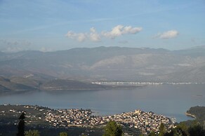 Rosmarino Villa Galaxidi