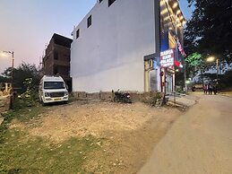 Hotel Shree Radha Rani Palace