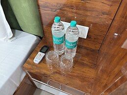 Hotel Shree Radha Rani Palace