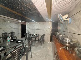 Hotel Shree Radha Rani Palace