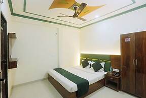 Hotel Shree Radha Rani Palace