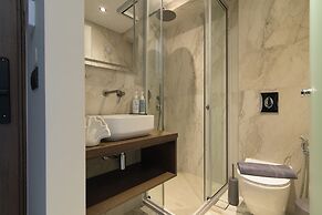 Envy SeaSide Suites