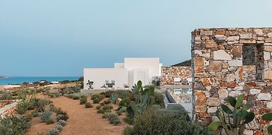 TWWO Antiparos