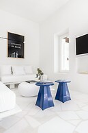 TWWO Antiparos