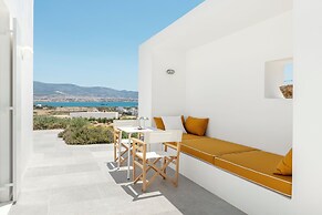 TWWO Antiparos